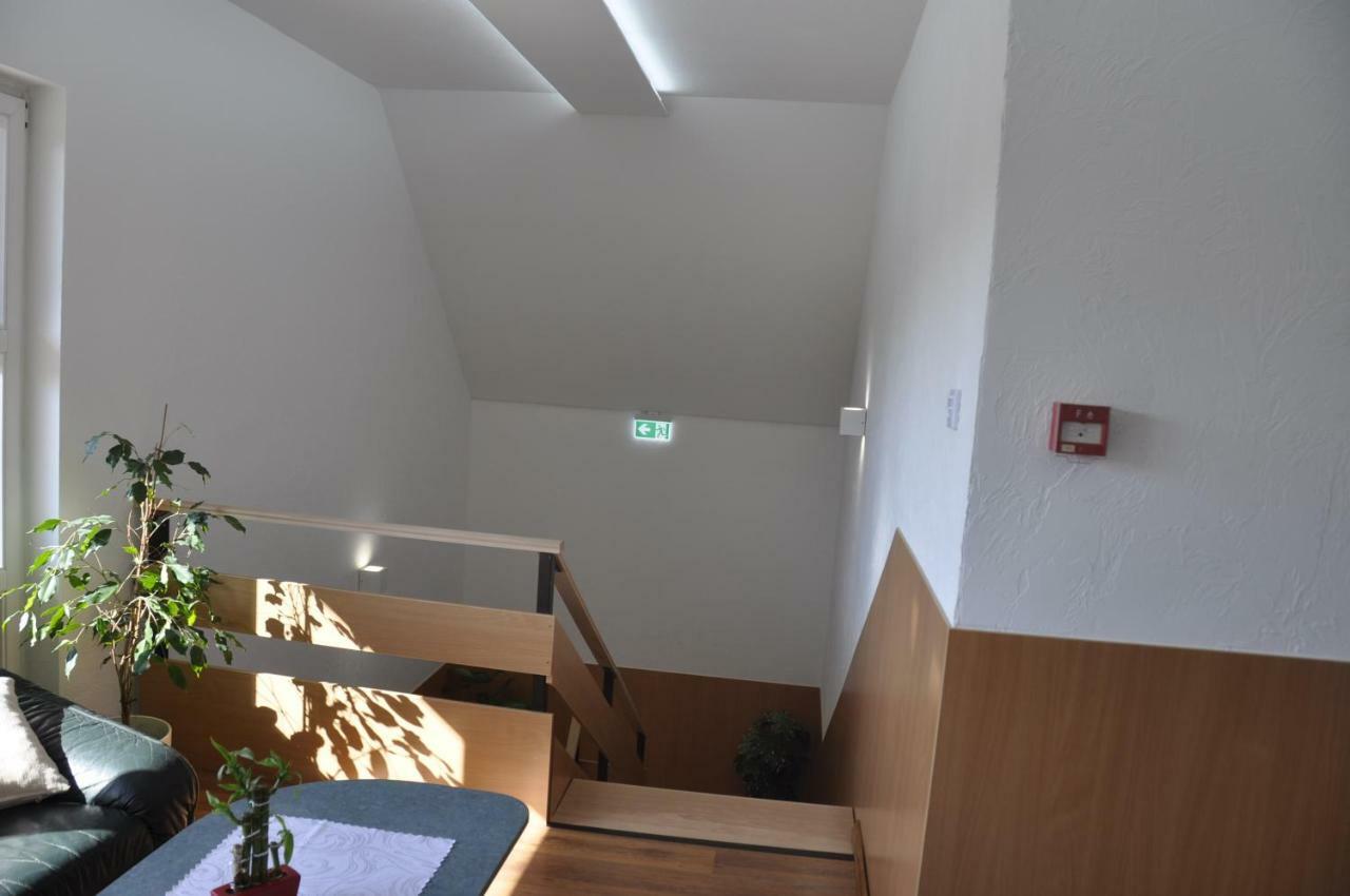 Tengerszem Panzio Bed & Breakfast Bank  Bagian luar foto